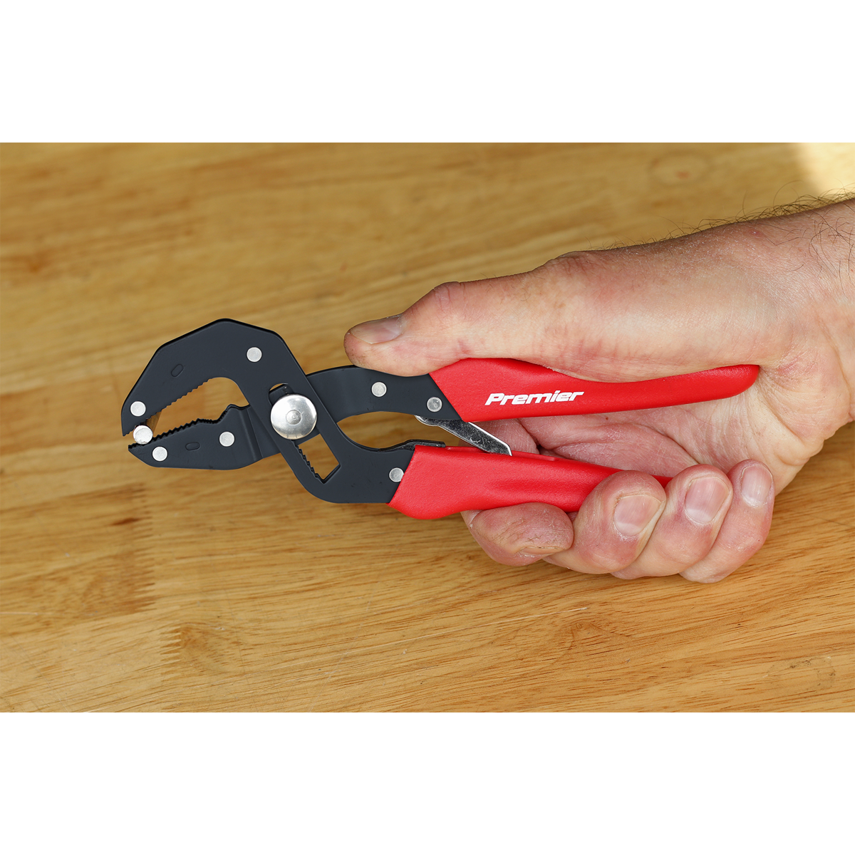 Self-Adjusting Multi-Grip Pliers 175mm AK8535