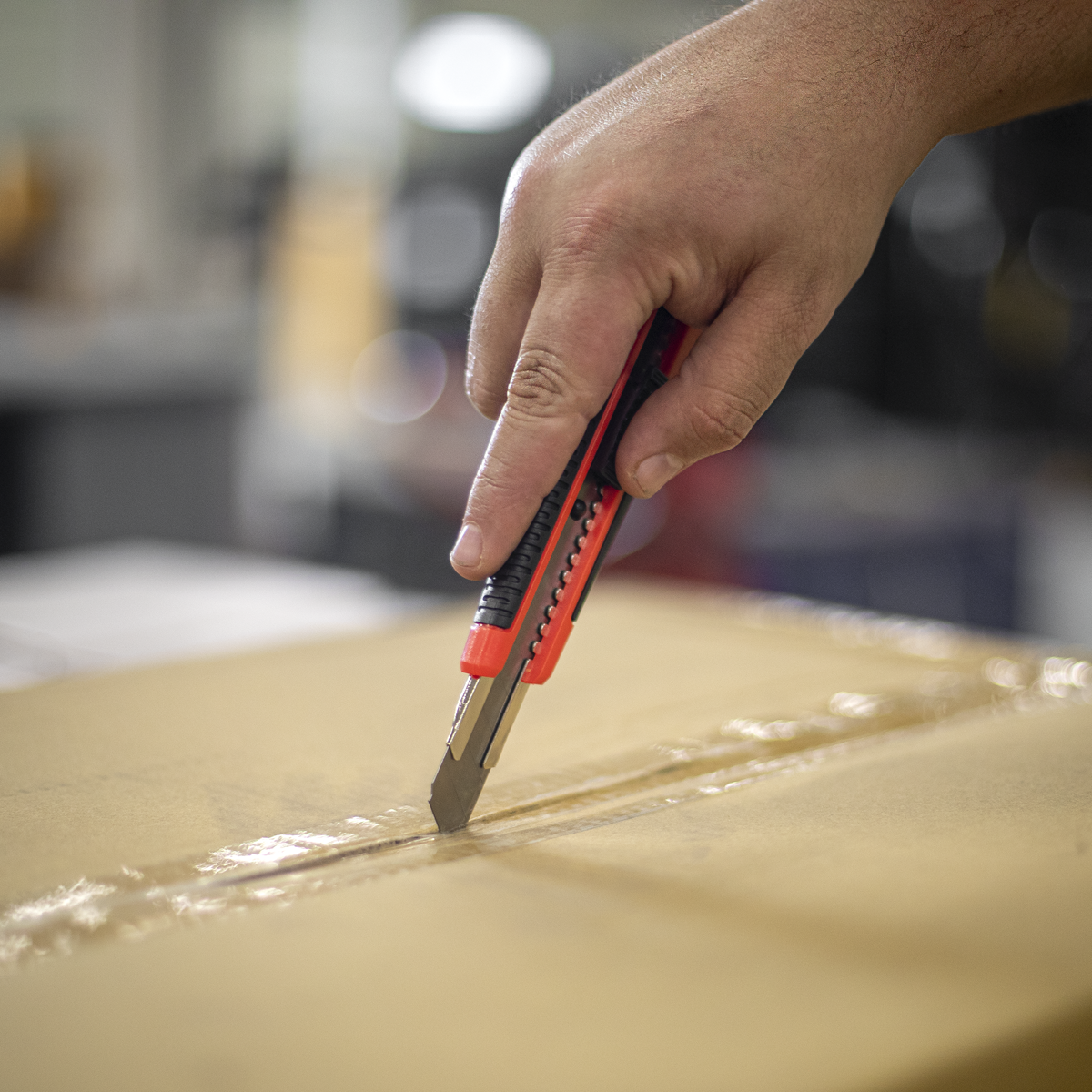 Retractable Snap-Off Knife AK86R