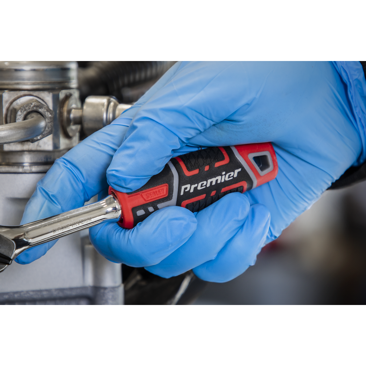 Ratchet Wrench with Flip Reverse 1/4"Sq Drive AK8934