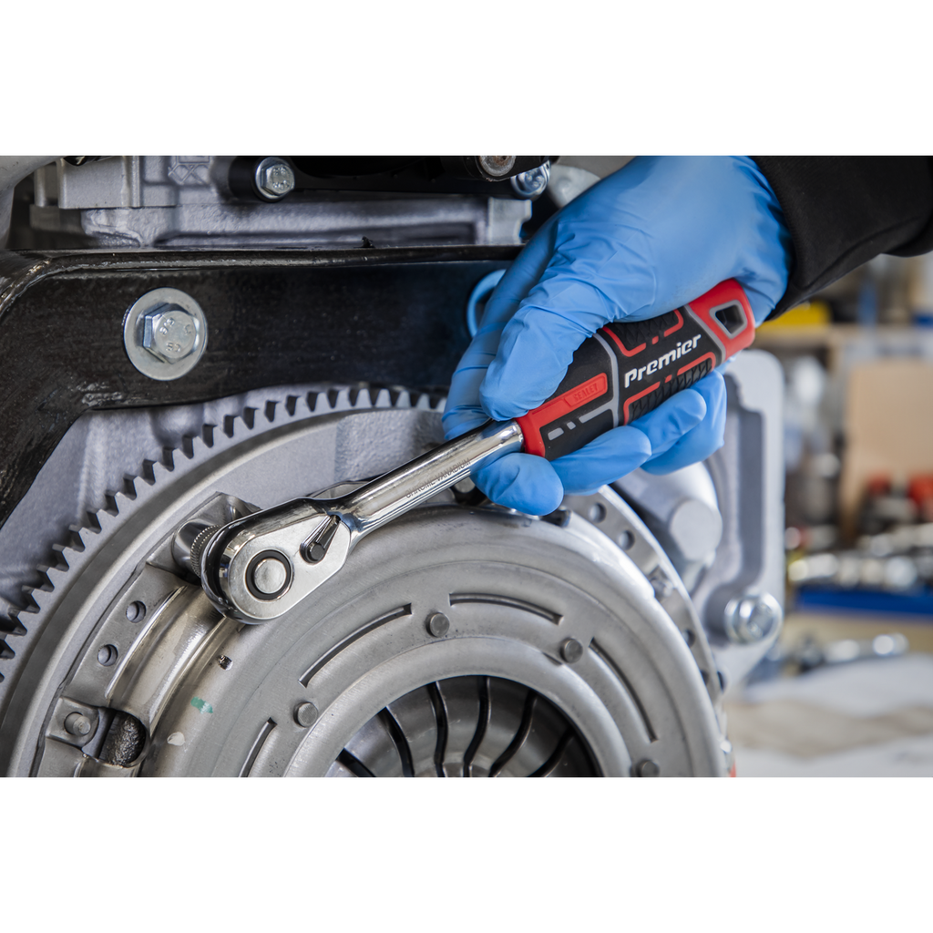 Ratchet Wrench with Flip Reverse 3/8"Sq Drive AK8935