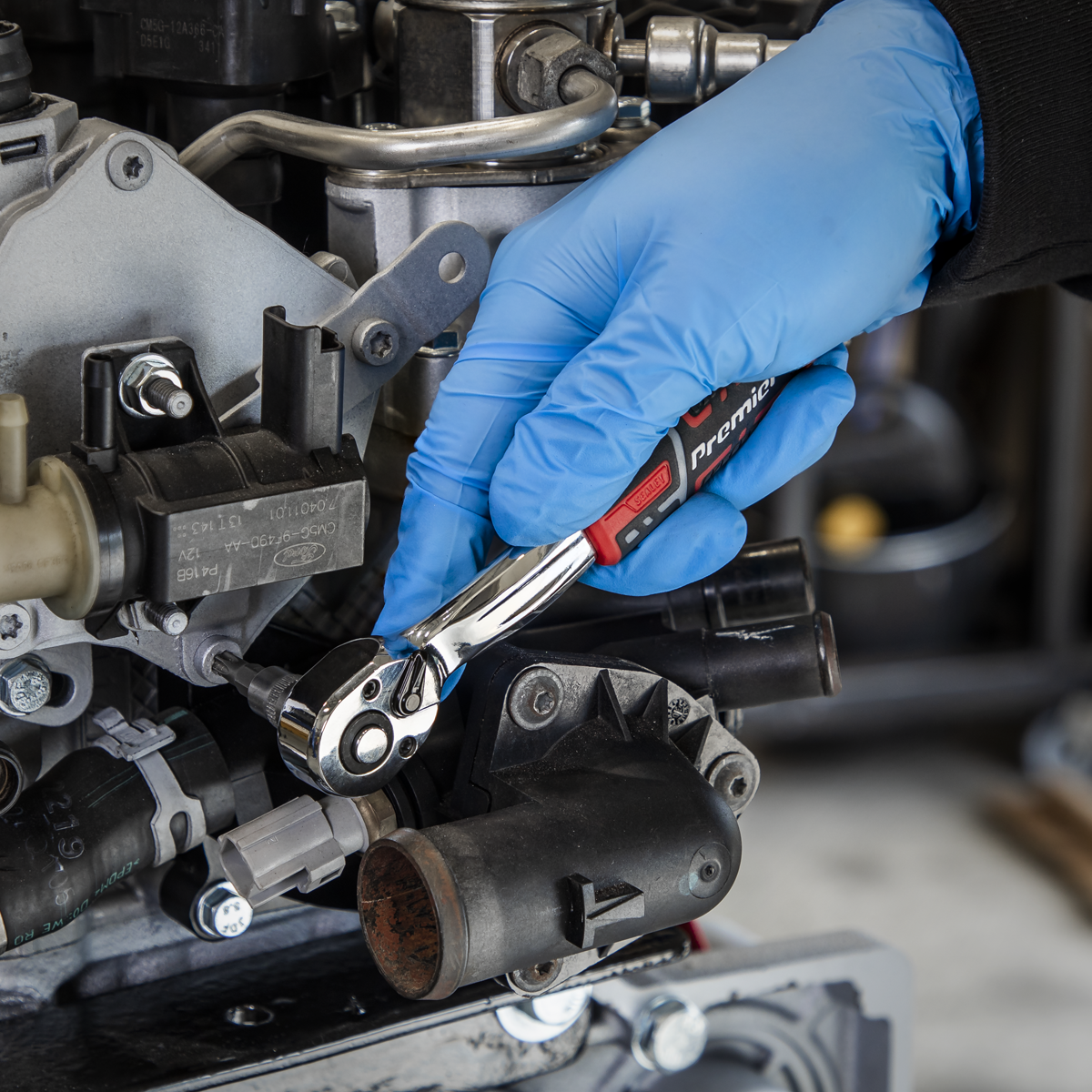 Offset Ratchet Wrench with Flip Reverse 1/4"Sq Drive AK8937