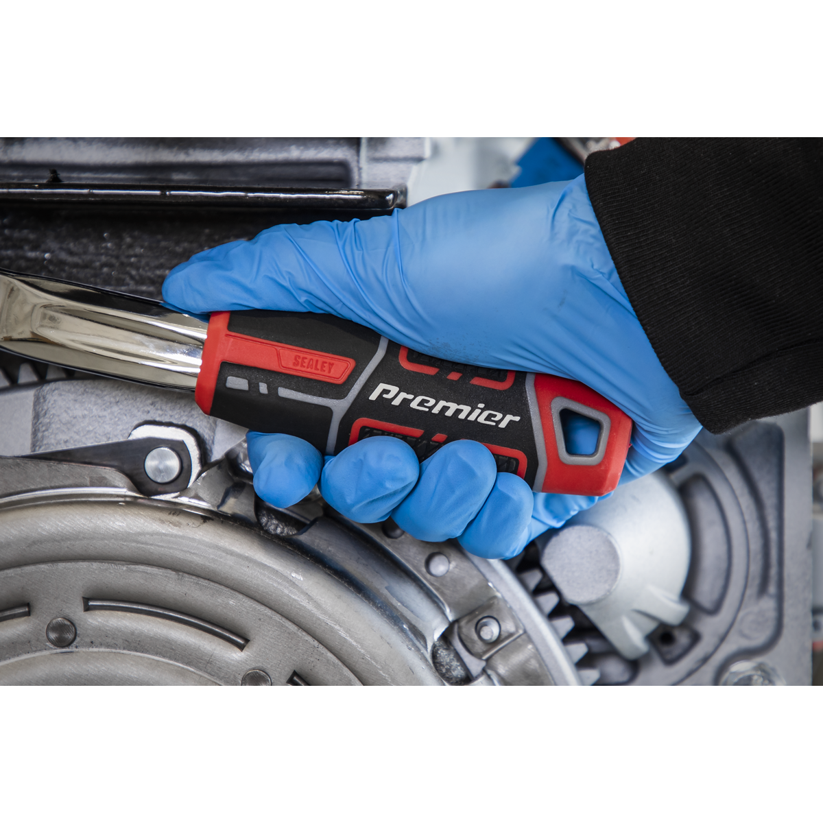 Pear-Head Offset Ratchet Wrench with Flip Reverse 1/2"Sq Drive AK8939