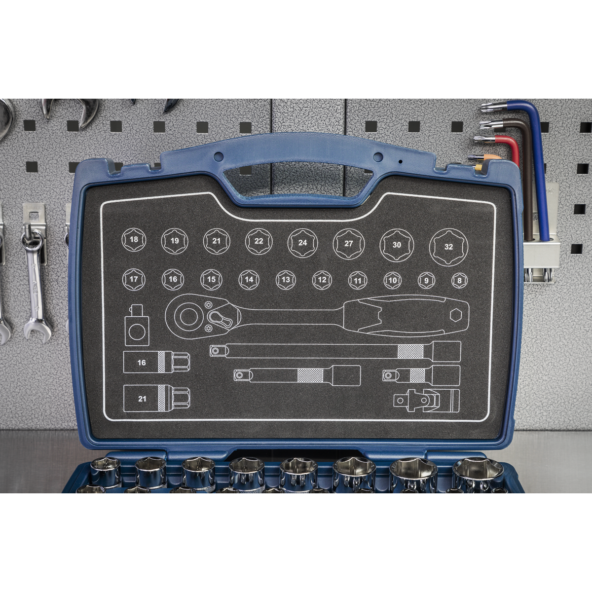 Socket Set 1/2"Sq Drive 26pc AK8992