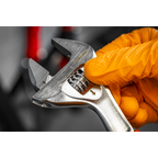 Quick-Action Adjustable Wrench 200mm AK9570