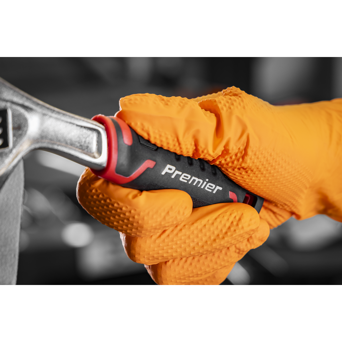 Quick-Action Adjustable Wrench 200mm AK9570