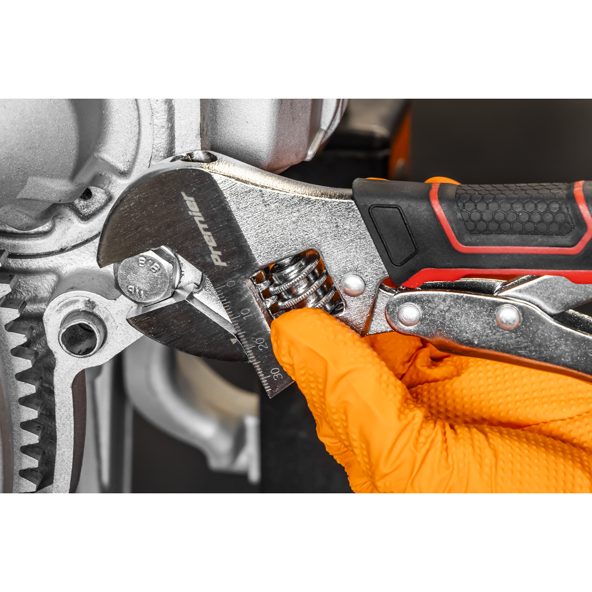 Locking Adjustable Wrench 250mm AK9572