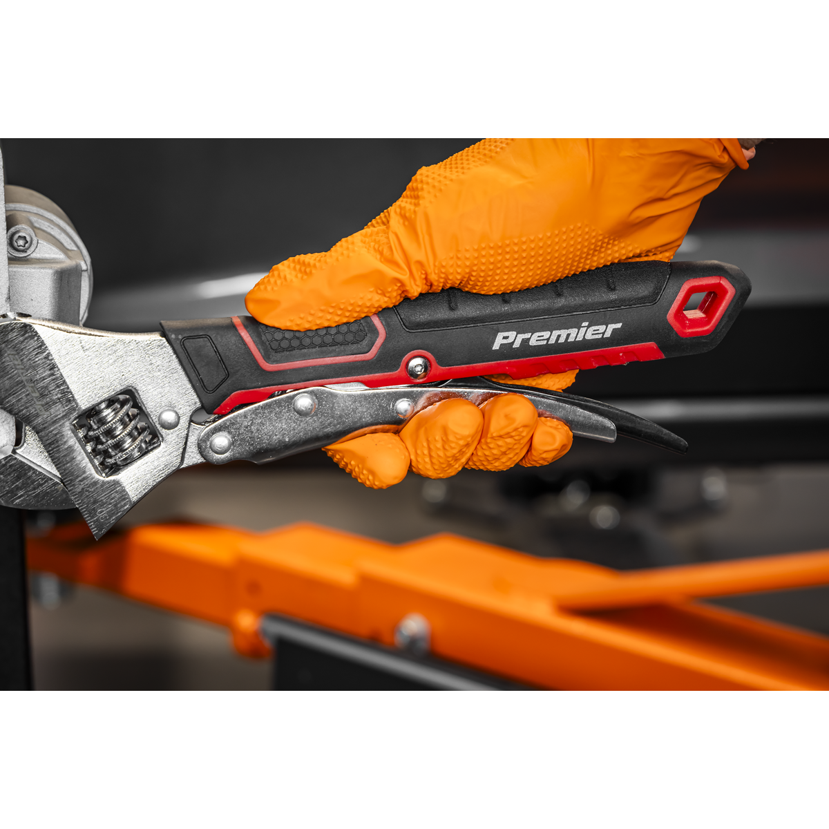 Locking Adjustable Wrench 250mm AK9572