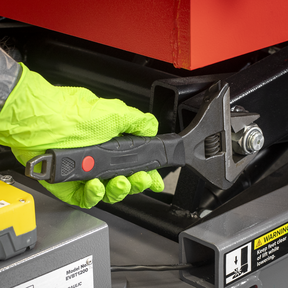 Adjustable Wide Jaw Wrench 250mm AK9575