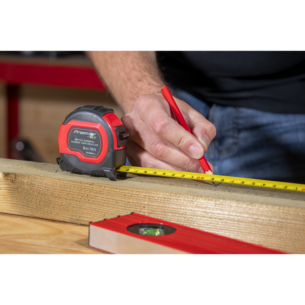 Metric/Imperial Rubber Tape Measure 5m(16ft) x 19mm - Display Box of 12 AK98912