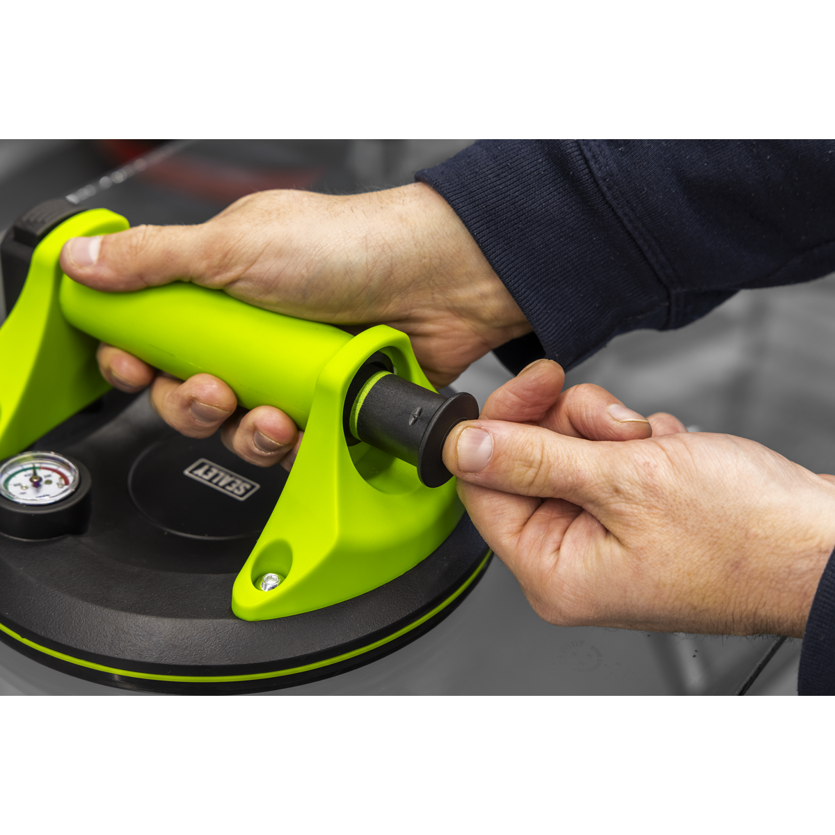 Heavy Lift Suction Cup with Vacuum Grip Pressure Gauge AK9894