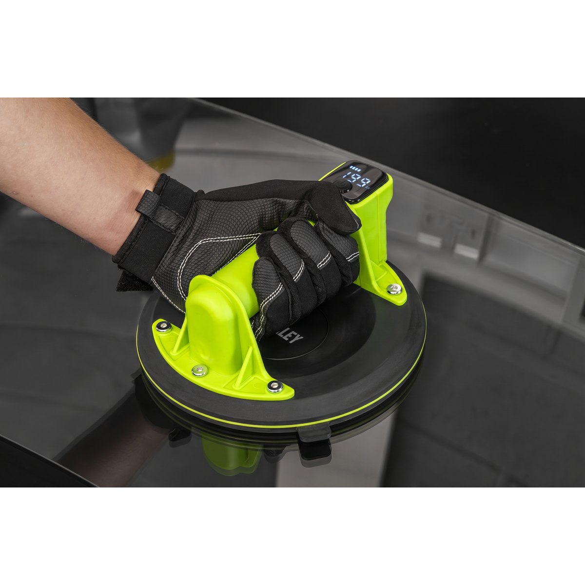 Electric Suction Cup with Digital Display AK9896