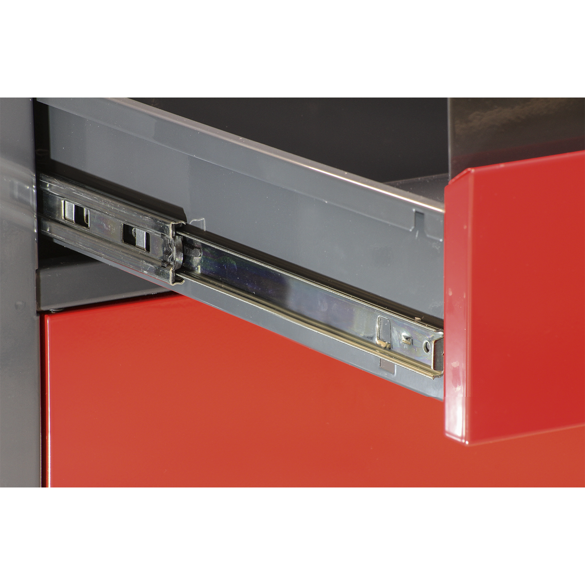 Workbench with 2 Drawers, 2 Cupboards & Open Storage AP1905A