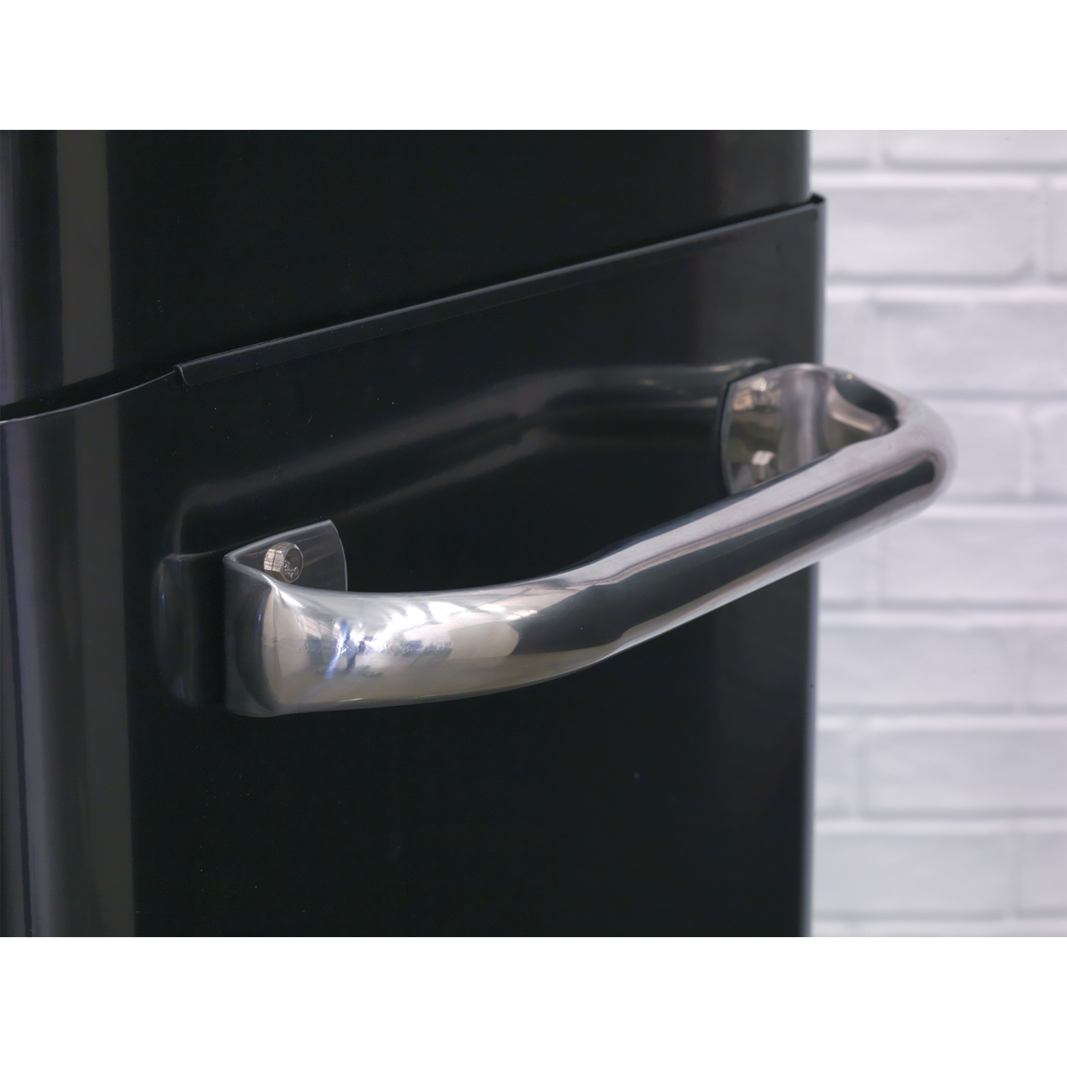 Retro Style Rollcab 4 Drawer - Black with Red Anodised Drawer Pulls AP28204BR