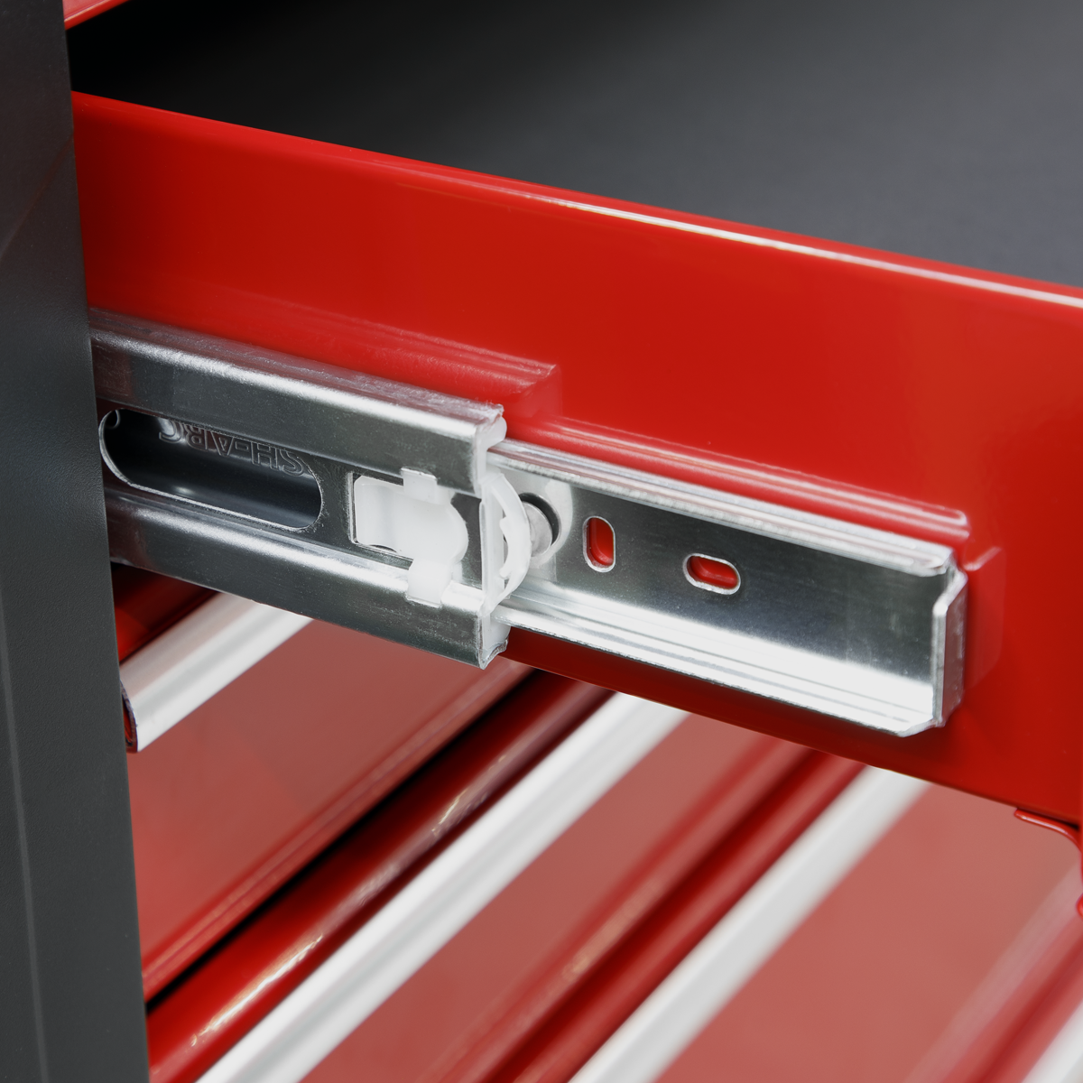 Rollcab 7 Drawer - Red AP3407