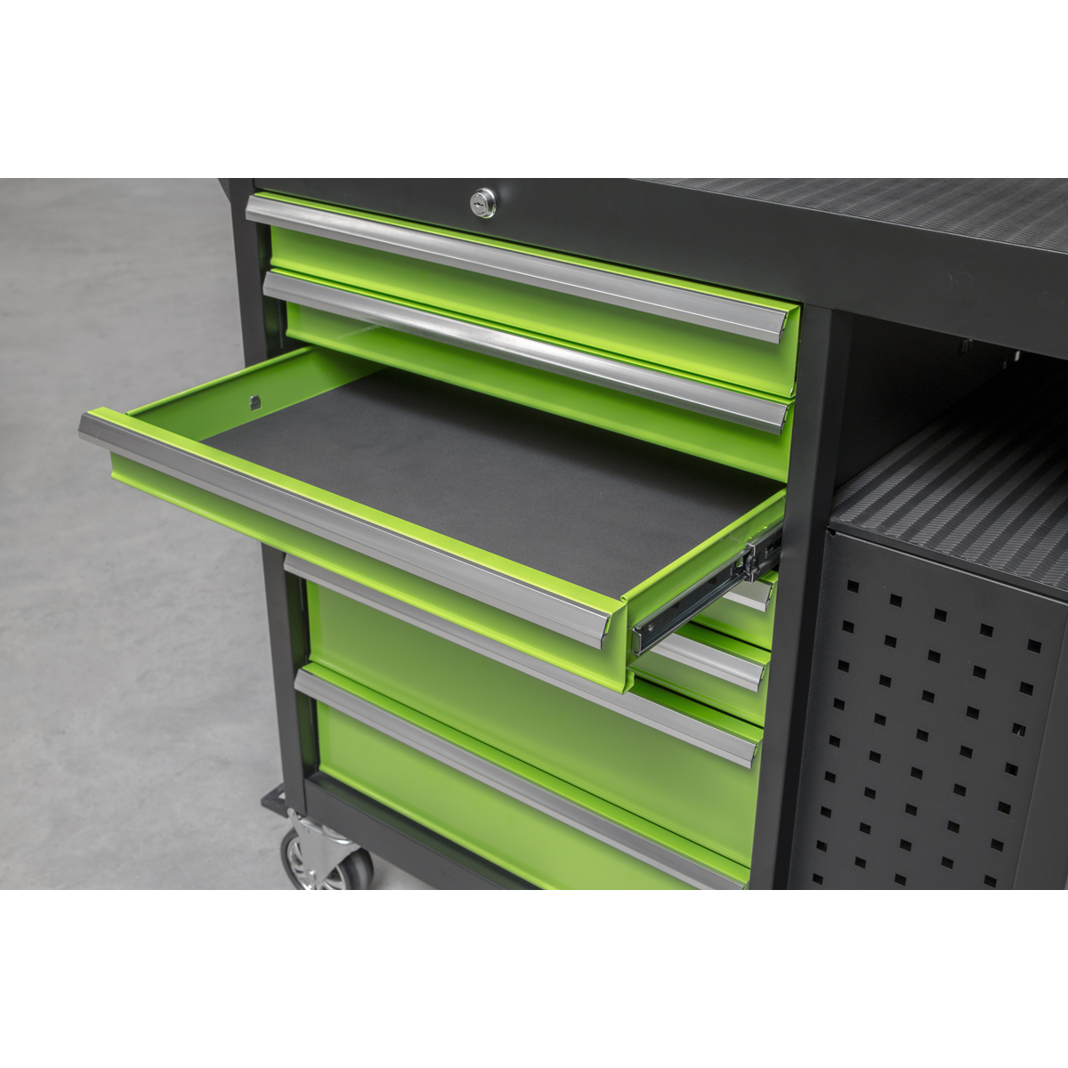 Mobile Workstation 10 Drawer 1140mm AP45MWS