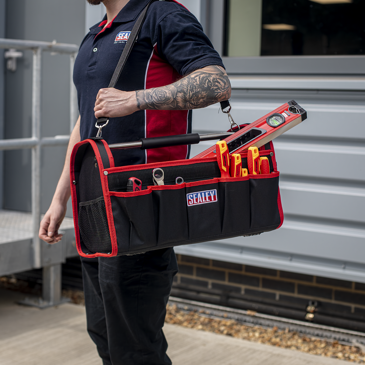 Electrician's Tool Kit 100pc AP505KIT