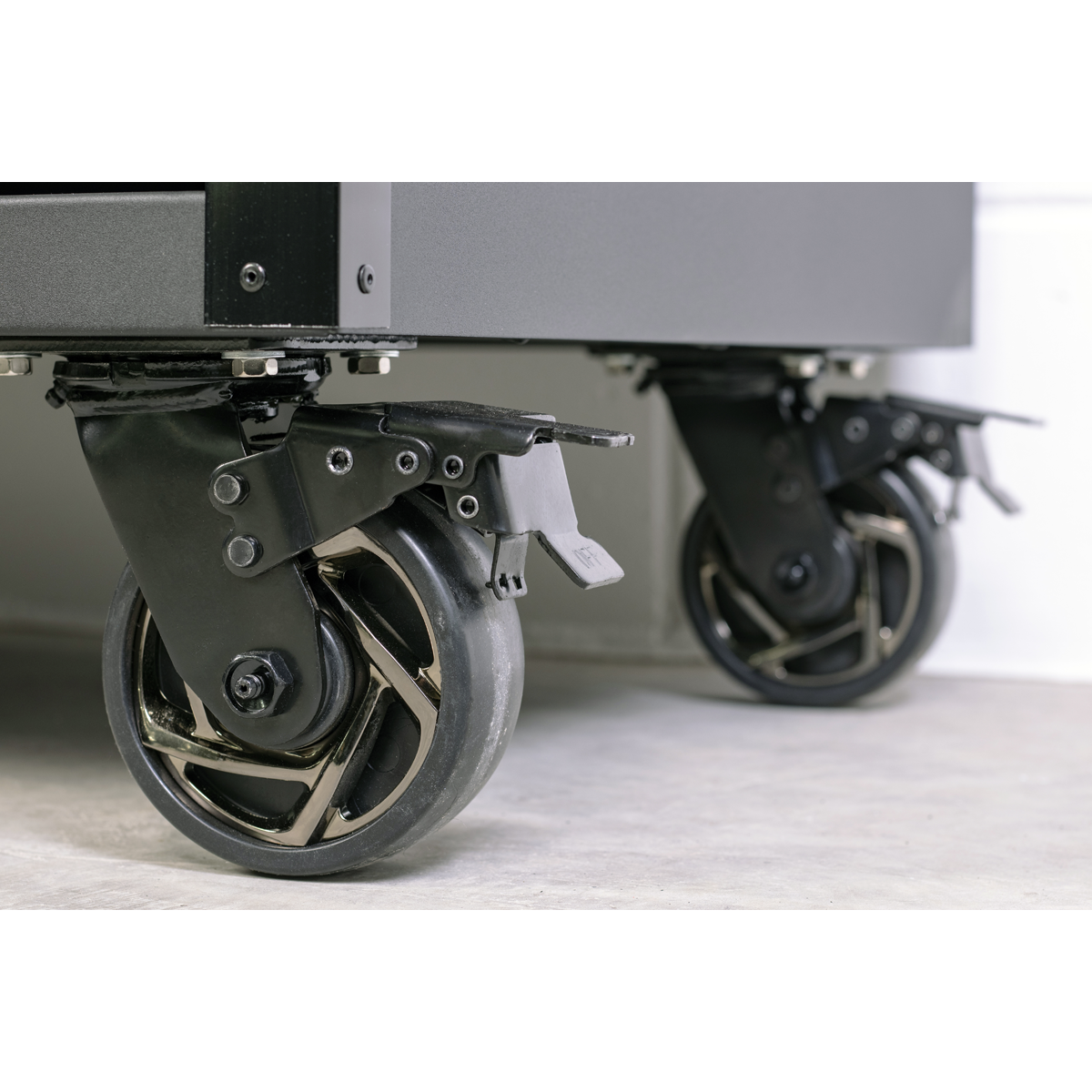 Mobile Workstation 10 Drawer AP5210BE