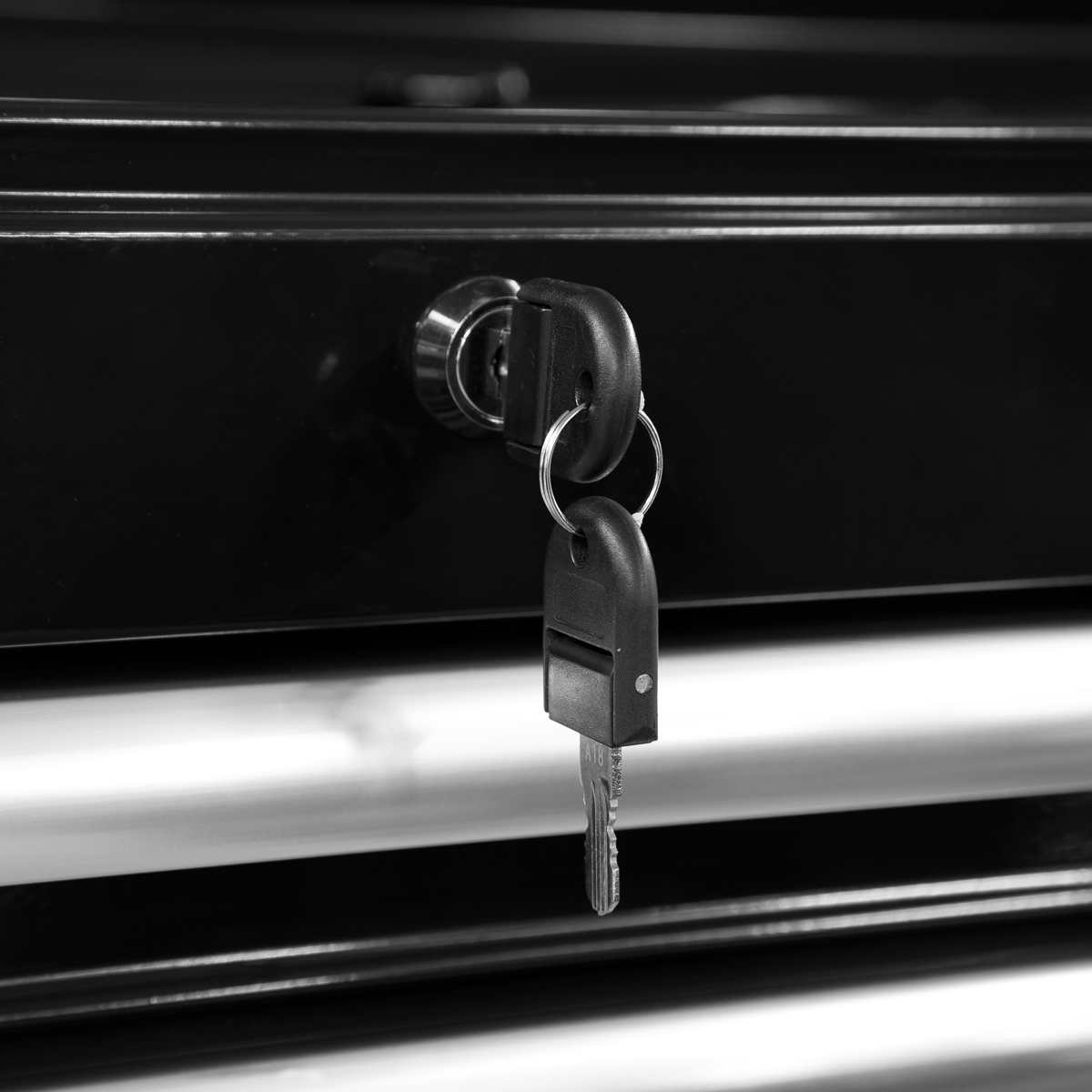 Rollcab 13 Drawer - Black AP5213TB