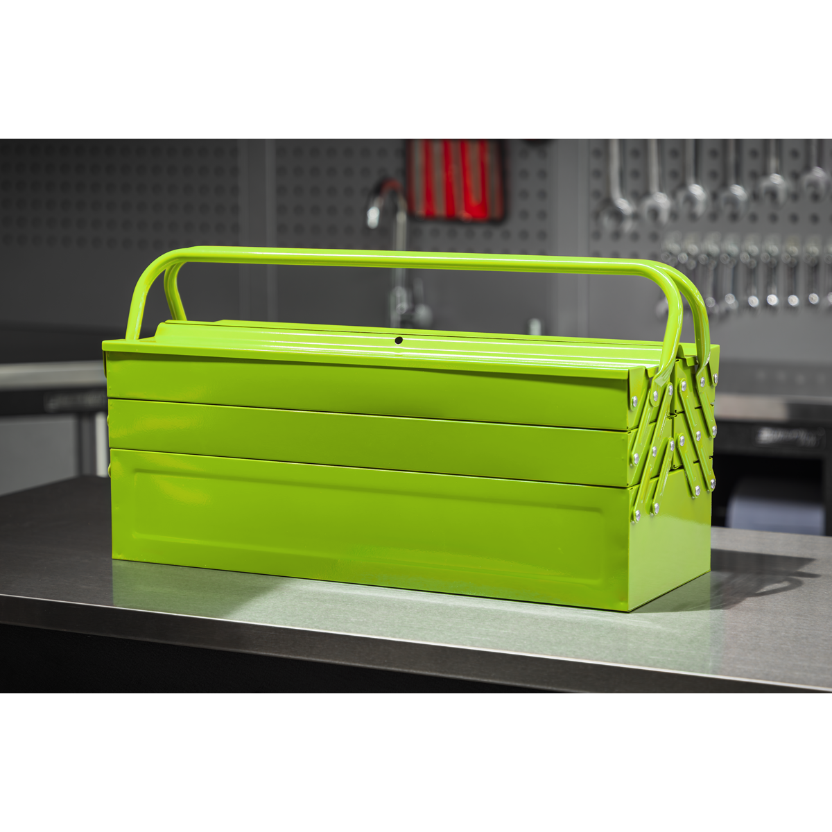 4 Tray Cantilever Toolbox 530mm - Green AP521HV