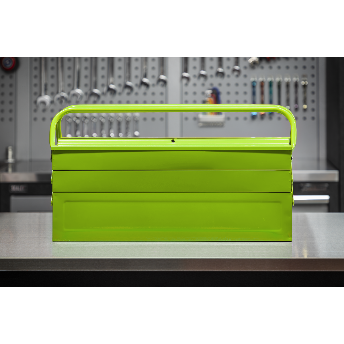 4 Tray Cantilever Toolbox 530mm - Green AP521HV