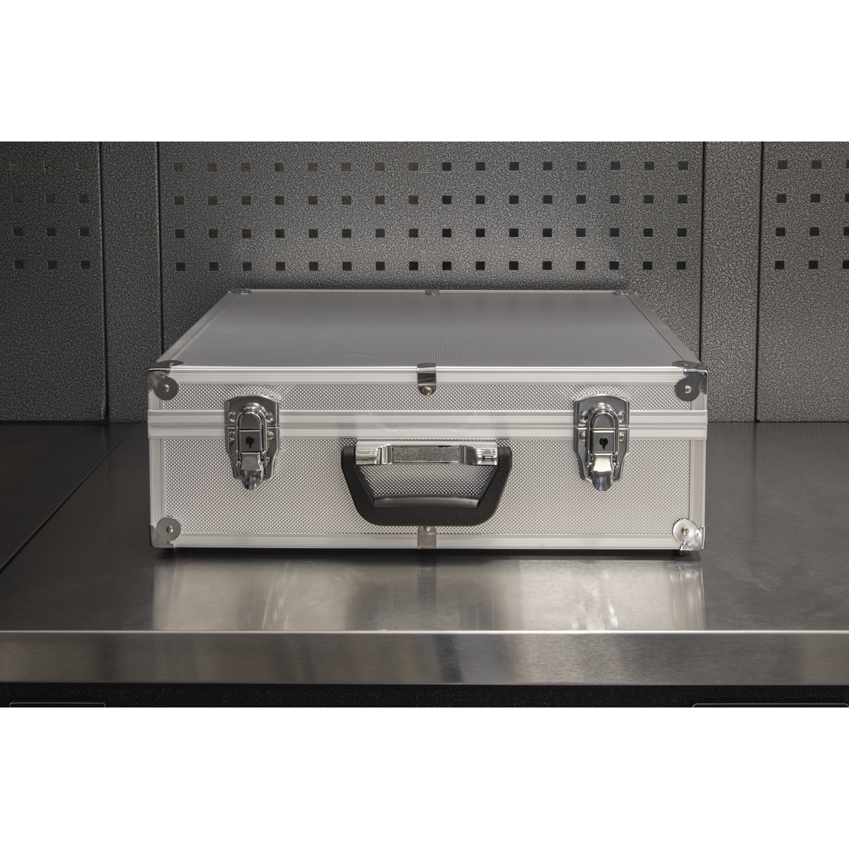 Aluminium Tool Case with Square Edges AP603