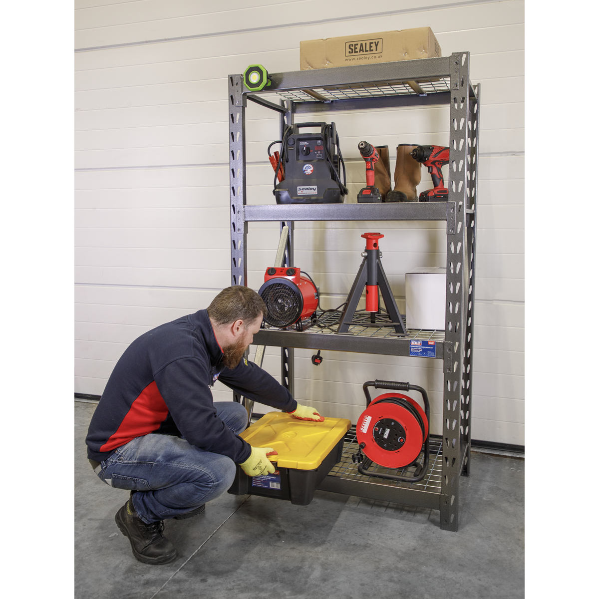 Heavy-Duty Racking Unit with 4 Mesh Shelves 640kg Capacity Per Level AP6372