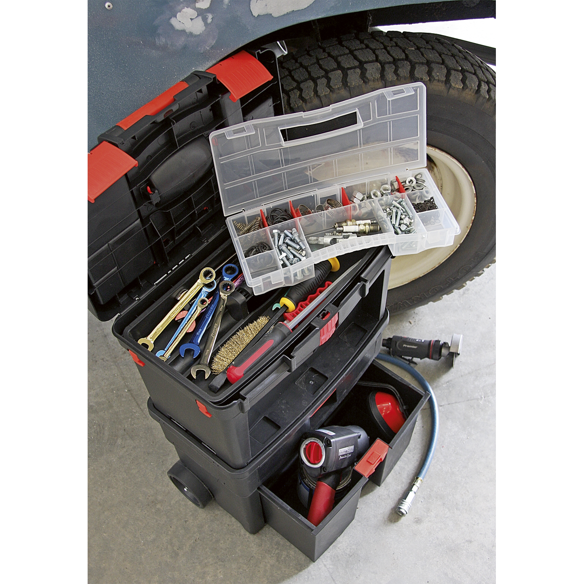 Mobile Toolbox with Tote Tray & Removable Assortment Box AP850