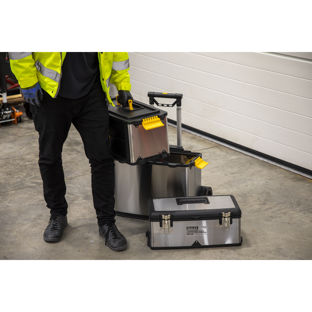 Mobile Stainless Steel/Composite Toolbox with 3 Compartments AP855