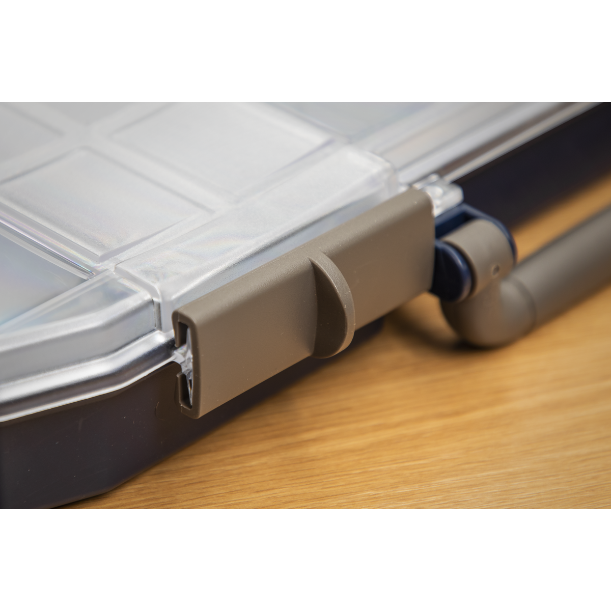 Professional Compartment Case - Medium APAS25R