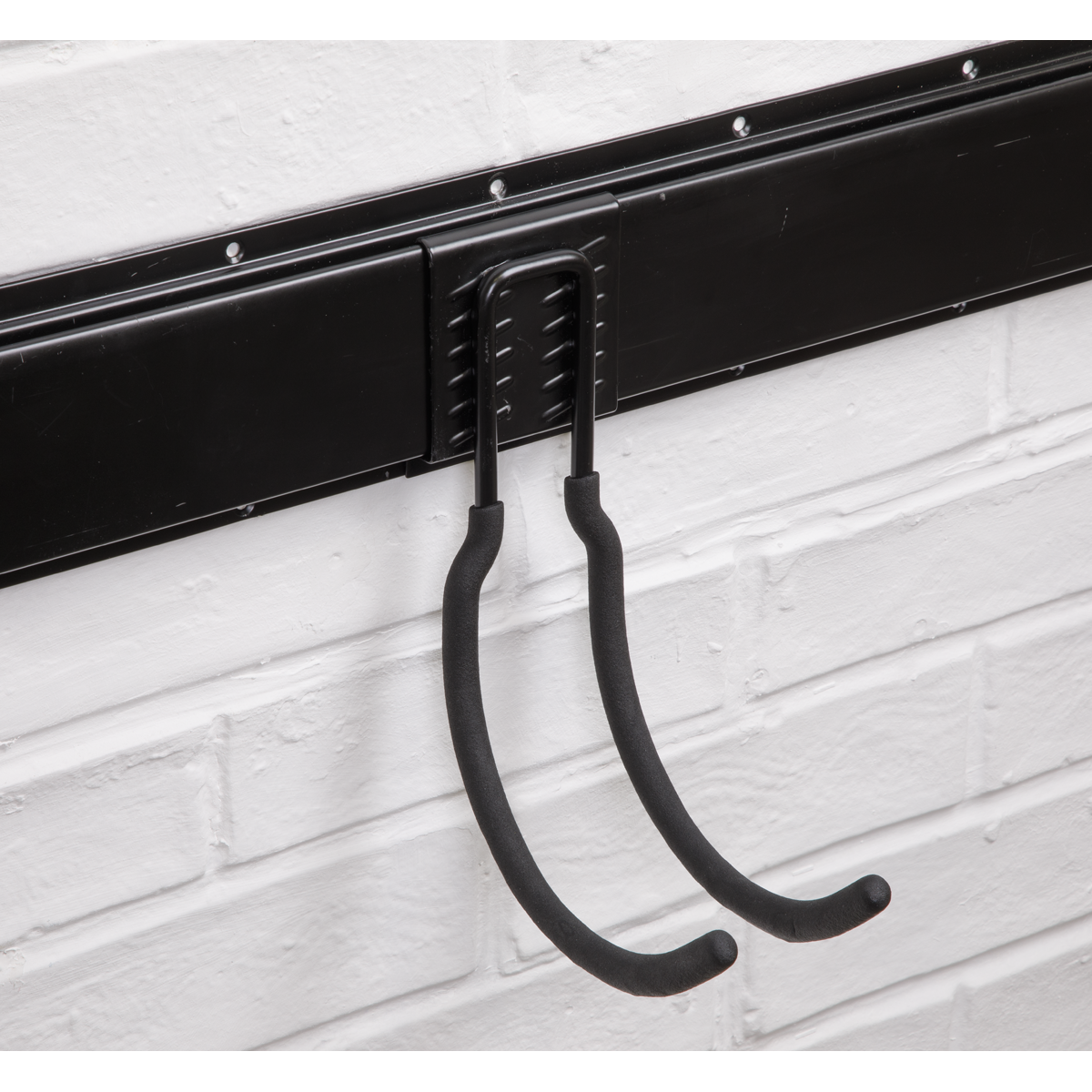 Large J Storage Hook APH03