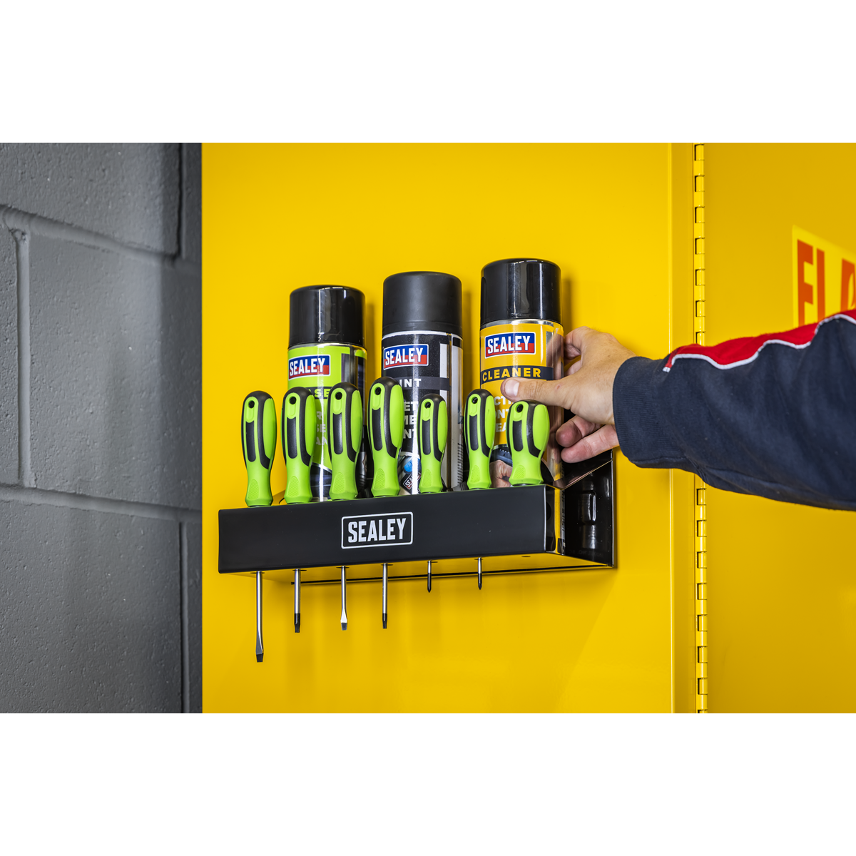 Magnetic Spray Can/Screwdriver Holder APMCH