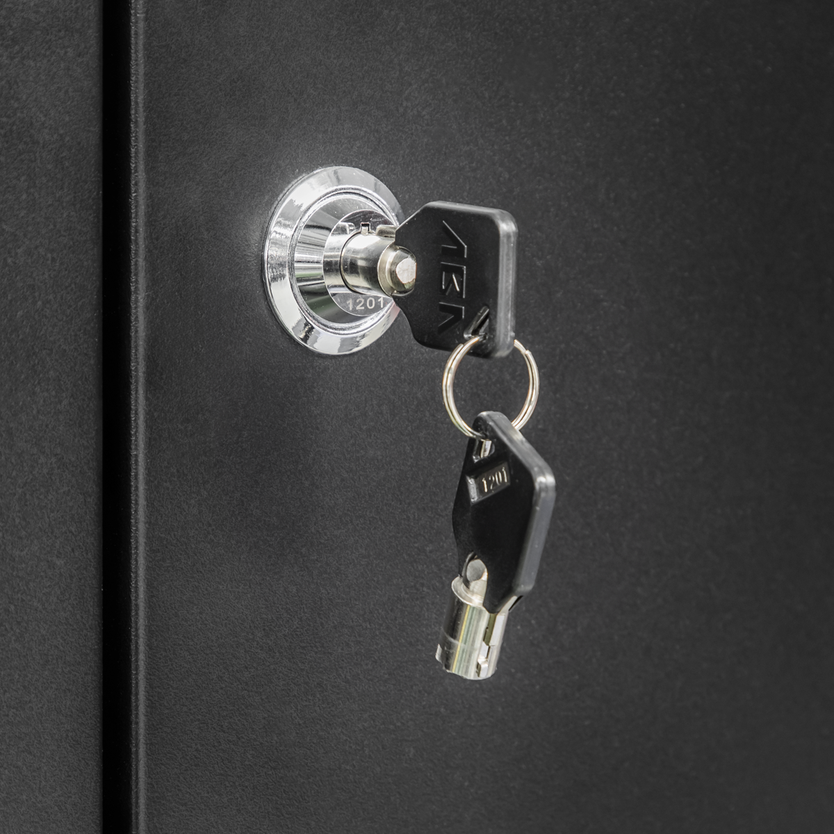 Heavy-Duty Modular Full Height Floor Cabinet 2110mm APMS21