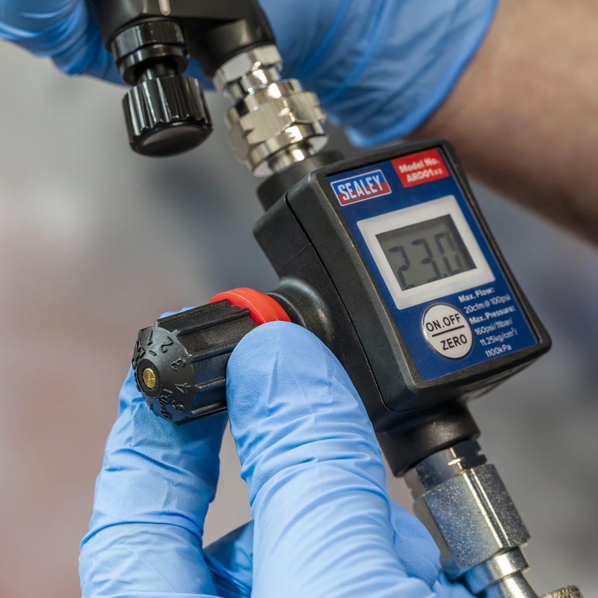 On-Gun Digital Pressure Regulator/Gauge ARD01