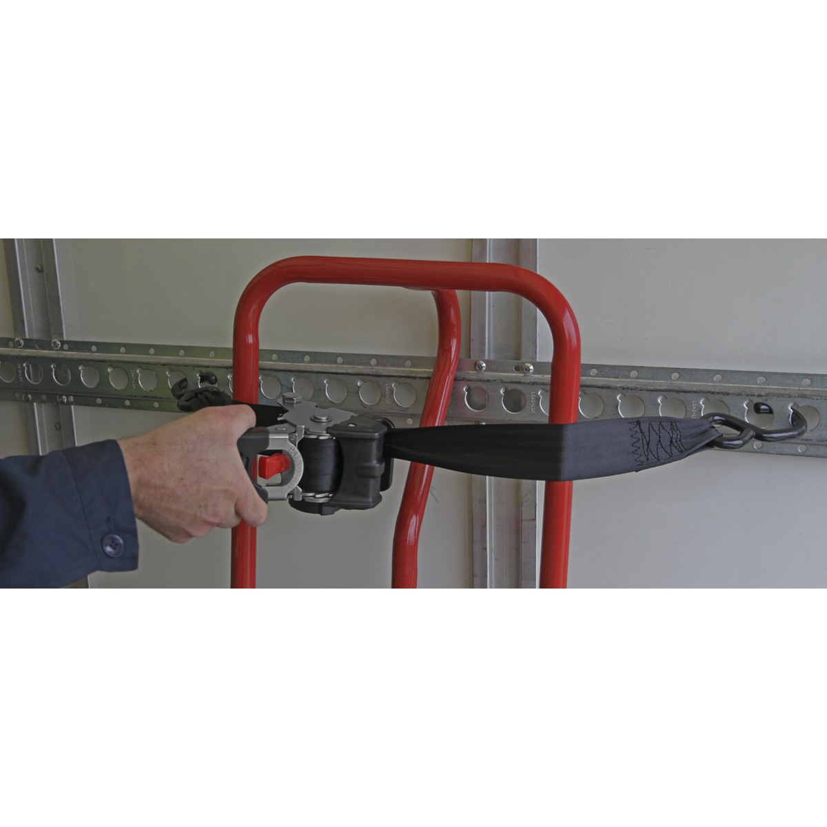 Auto Retractable Ratchet Strap 50mm x 3m ATD50301