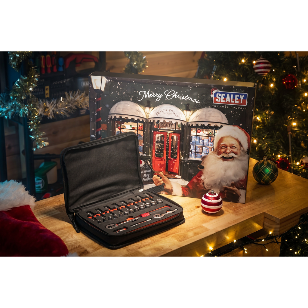 Advent Calendar Tool Kit 32pc AVC005