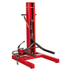 Air/Hydraulic Vehicle Lift with Foot Pedal 1.5 Tonne AVR1500FP