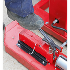 Air/Hydraulic Vehicle Lift with Foot Pedal 1.5 Tonne AVR1500FP