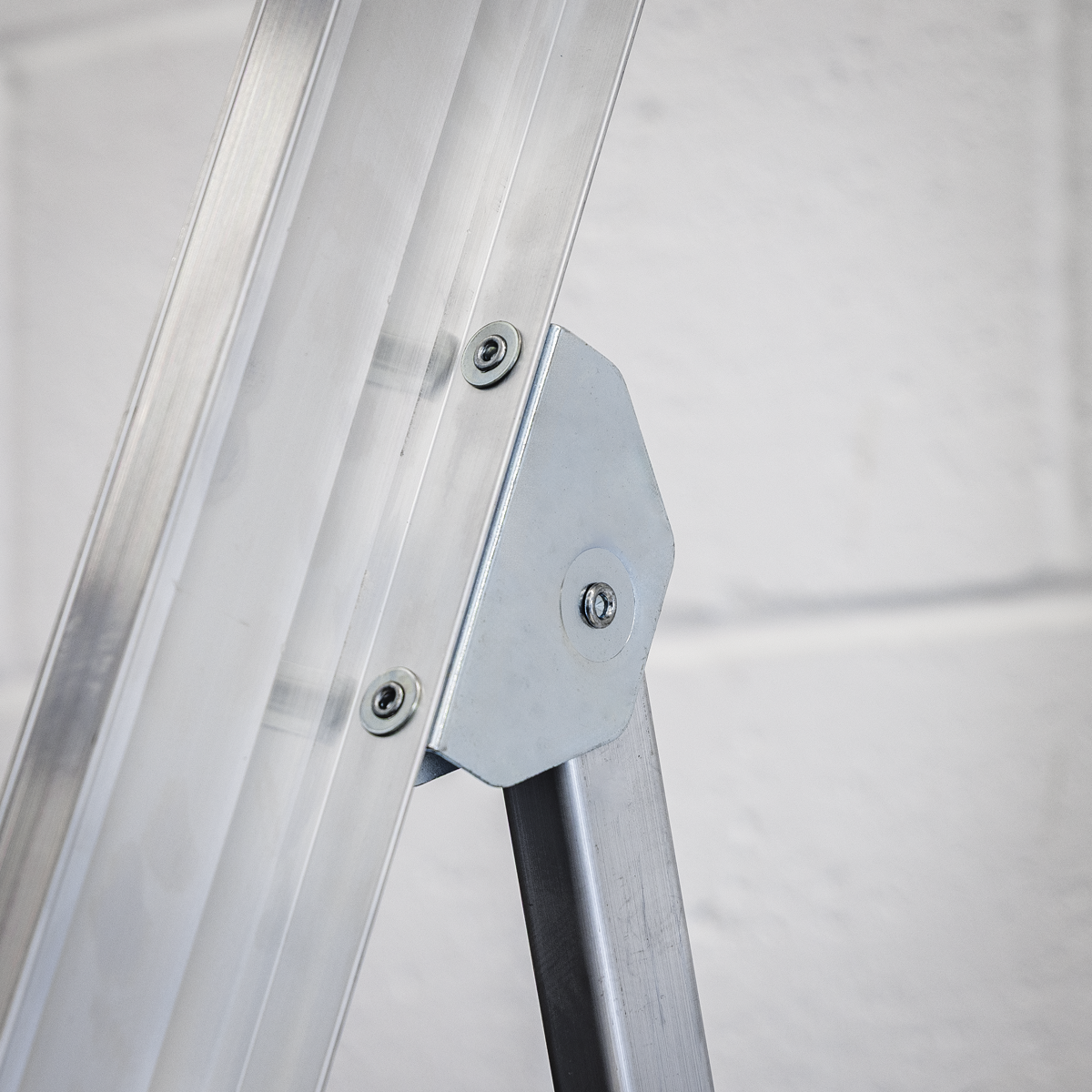 Aluminium Industrial Step Ladder 10-Tread - EN 131 AXL10