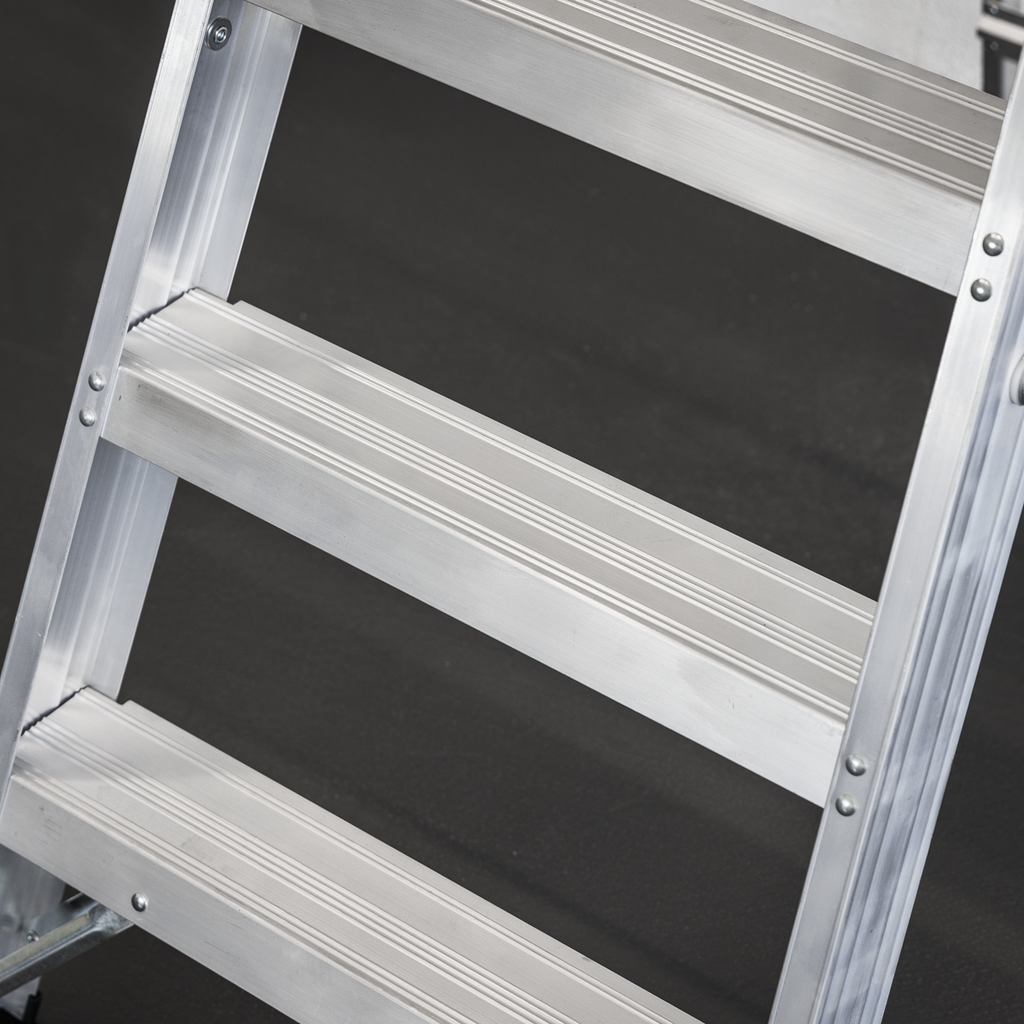 Aluminium Industrial Step Ladder 6-Tread - EN 131 AXL6