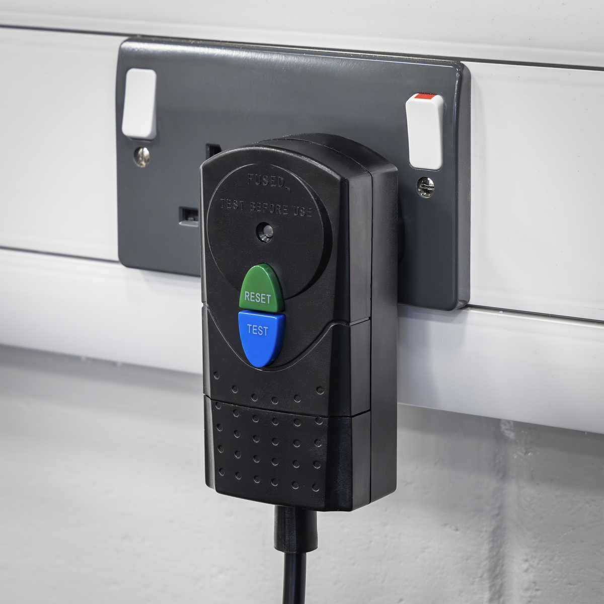 25m Cable Reel with Thermal Trip & RCD Plug 4 x 230V BCR25RCD