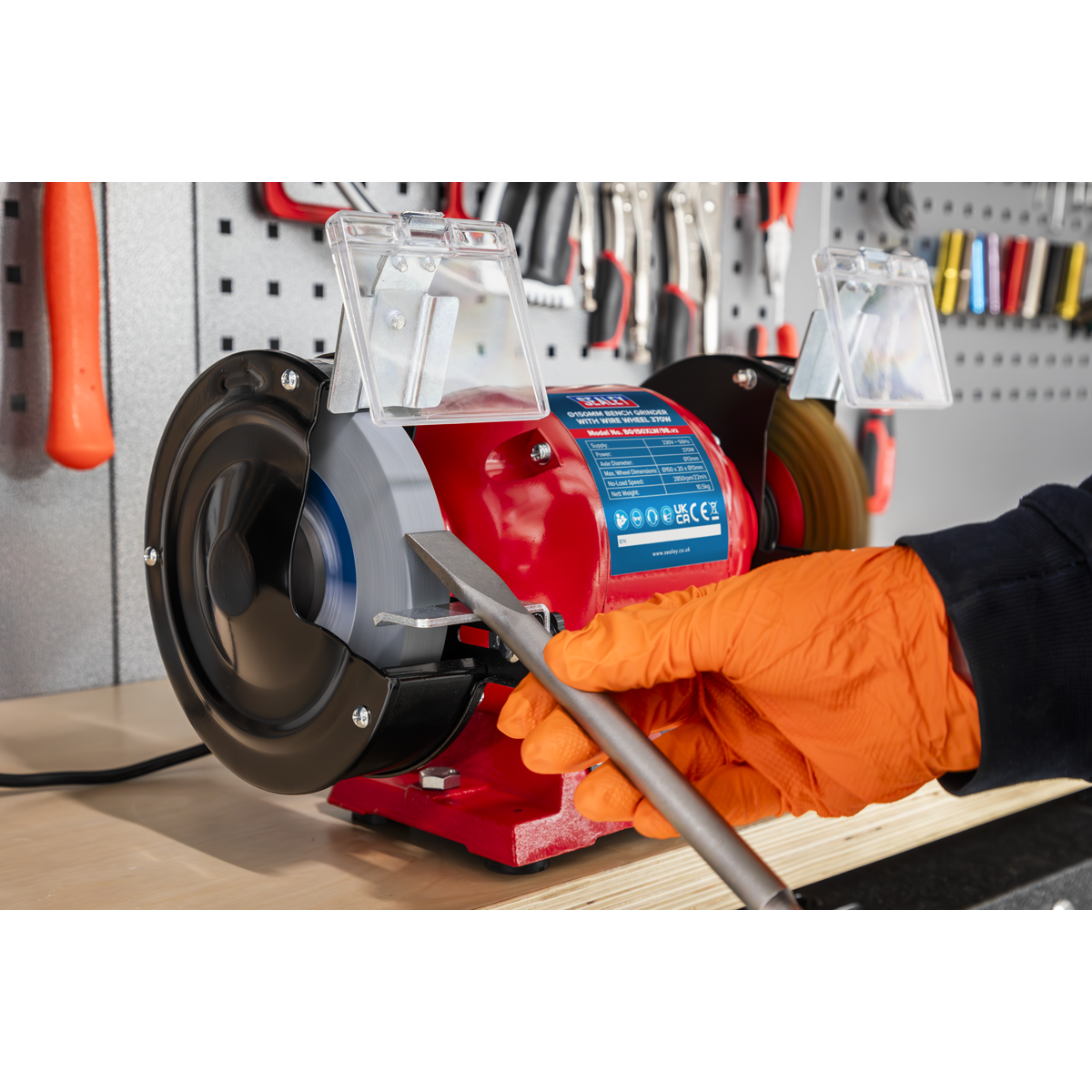 150mm Bench Grinder with Wire Wheel 370W/230V BG150XLW/98