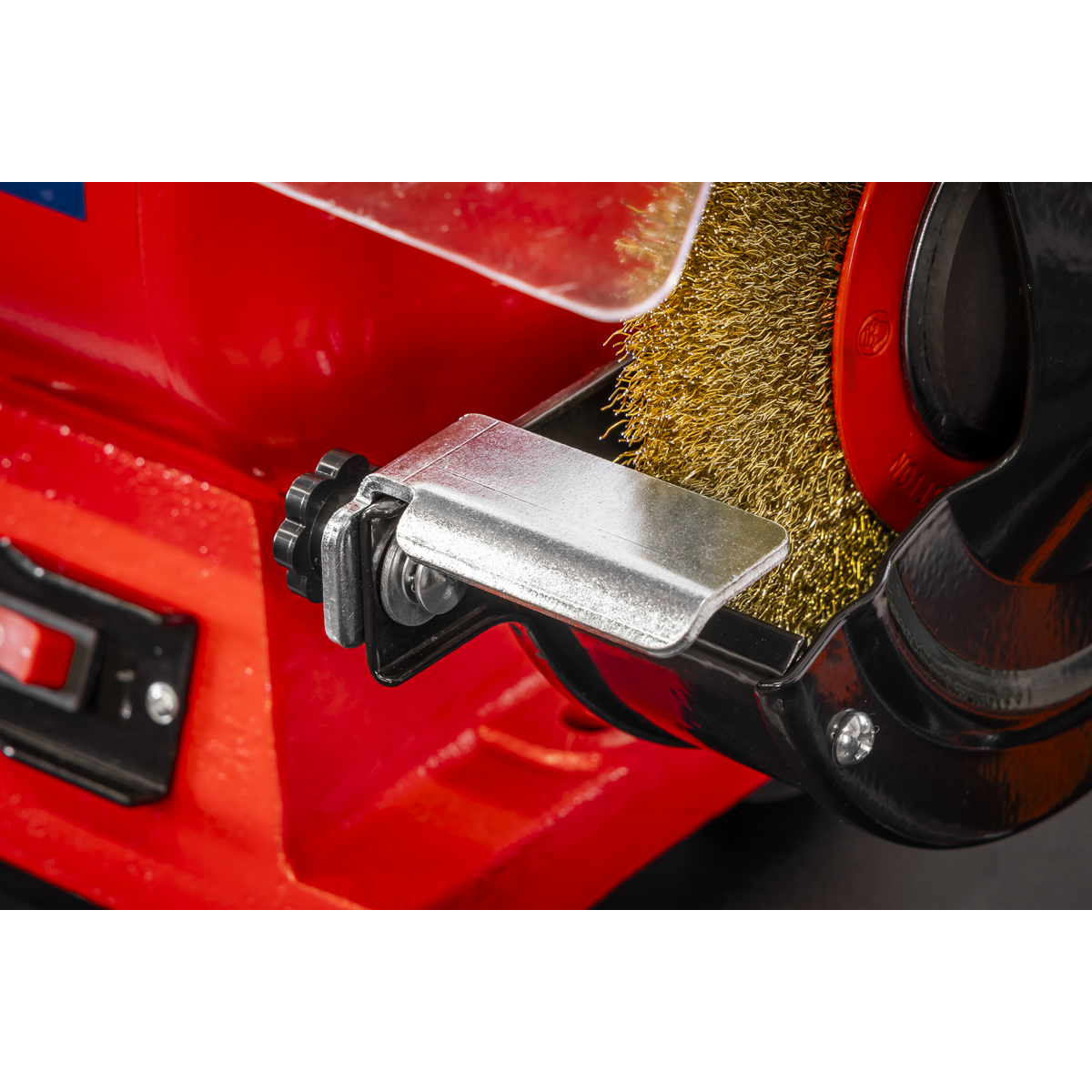 150mm Heavy-Duty Bench Grinder with Wire Wheel 450W/230V BG150XW/99