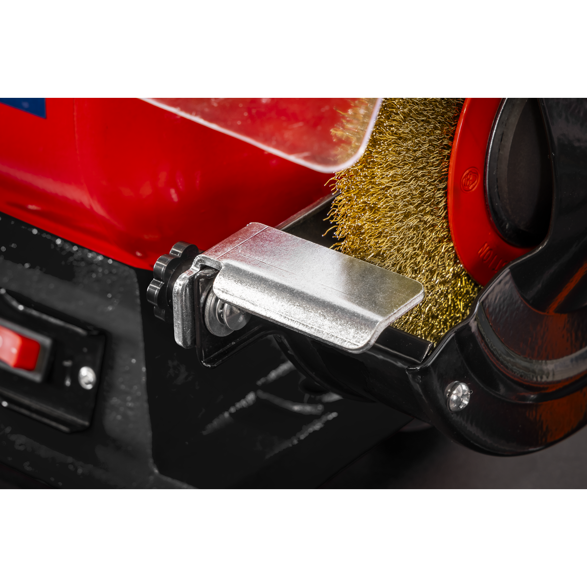 150mm Heavy-Duty Bench Grinder with Wire Wheel 450W/230V BG150XW/99