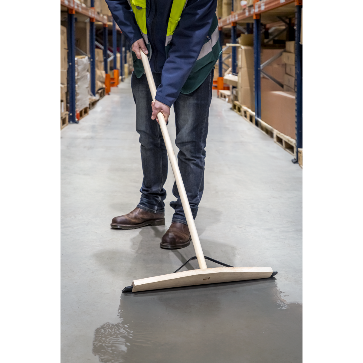 Rubber Floor Squeegee with Wooden Handle 24"(600mm) BM24RS