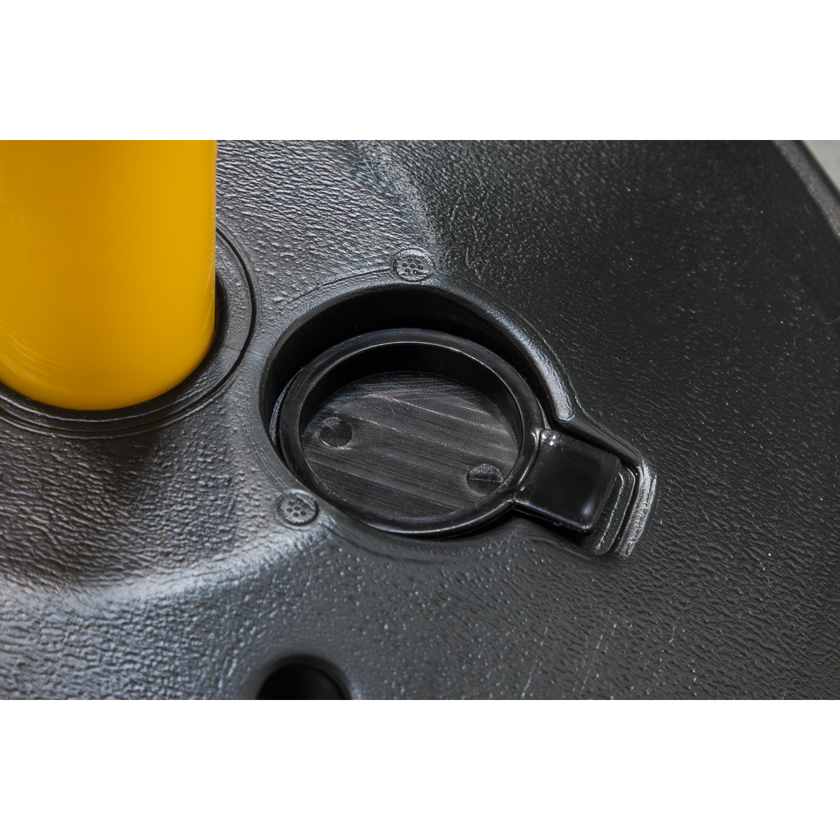 Post with Base - Black/Yellow BYPB01