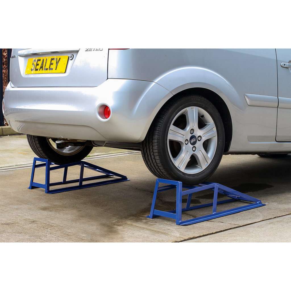Car Ramps 1 Tonne Capacity per Ramp 2 Tonne Capacity per Pair CAR2000