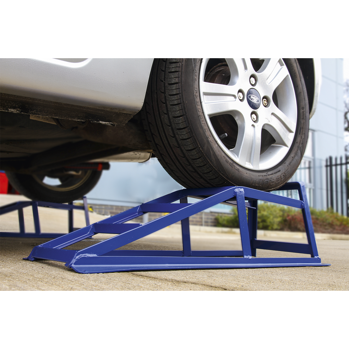 Car Ramps 1 Tonne Capacity per Ramp 2 Tonne Capacity per Pair CAR2000
