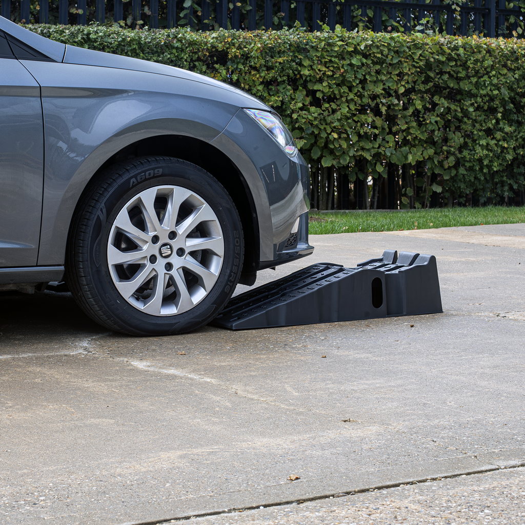 Car Ramps 1.5 Tonne Capacity per Ramp 3 Tonne Capacity per Pair CAR3000C