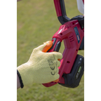 SV20 Series Cordless Hedge Trimmer 20V 4Ah with Battery & Charger CHT20VCOMBO4