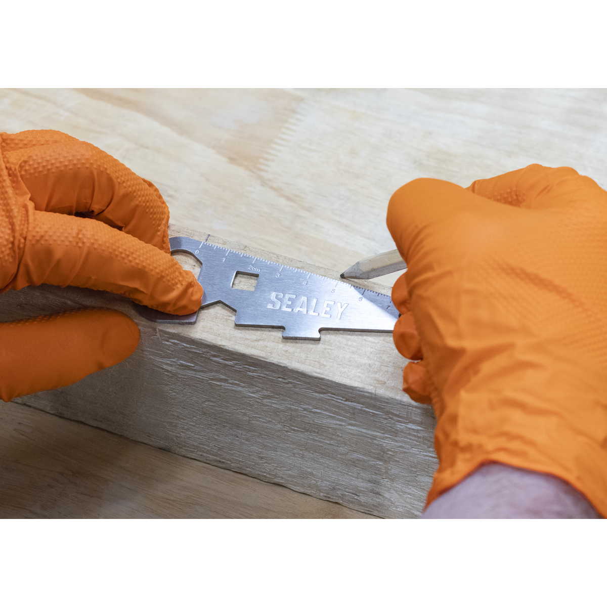 7-in-1 Paint Can Opener Multi-Tool CO71